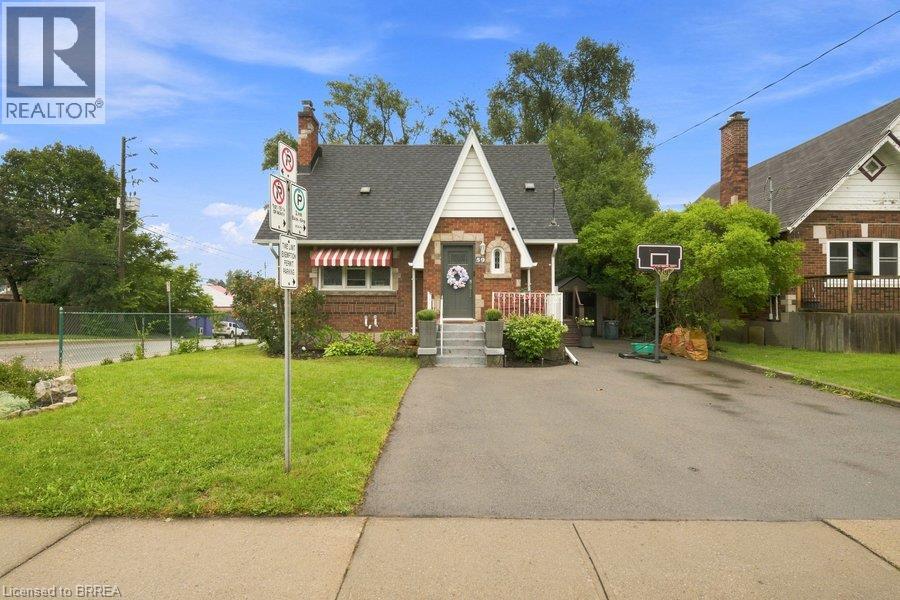 59 LYONS Avenue