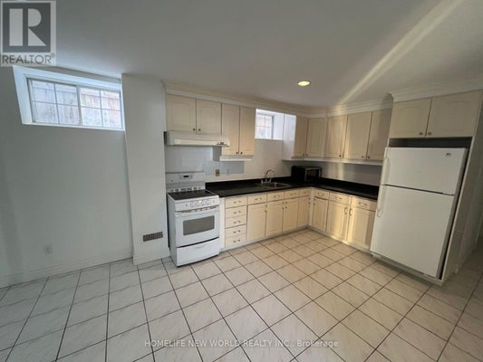 298 Mckee Ave, Toronto (Willowdale East), ON 4