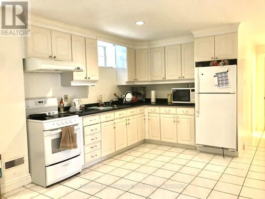 298 Mckee Ave, Toronto (Willowdale East), ON 3