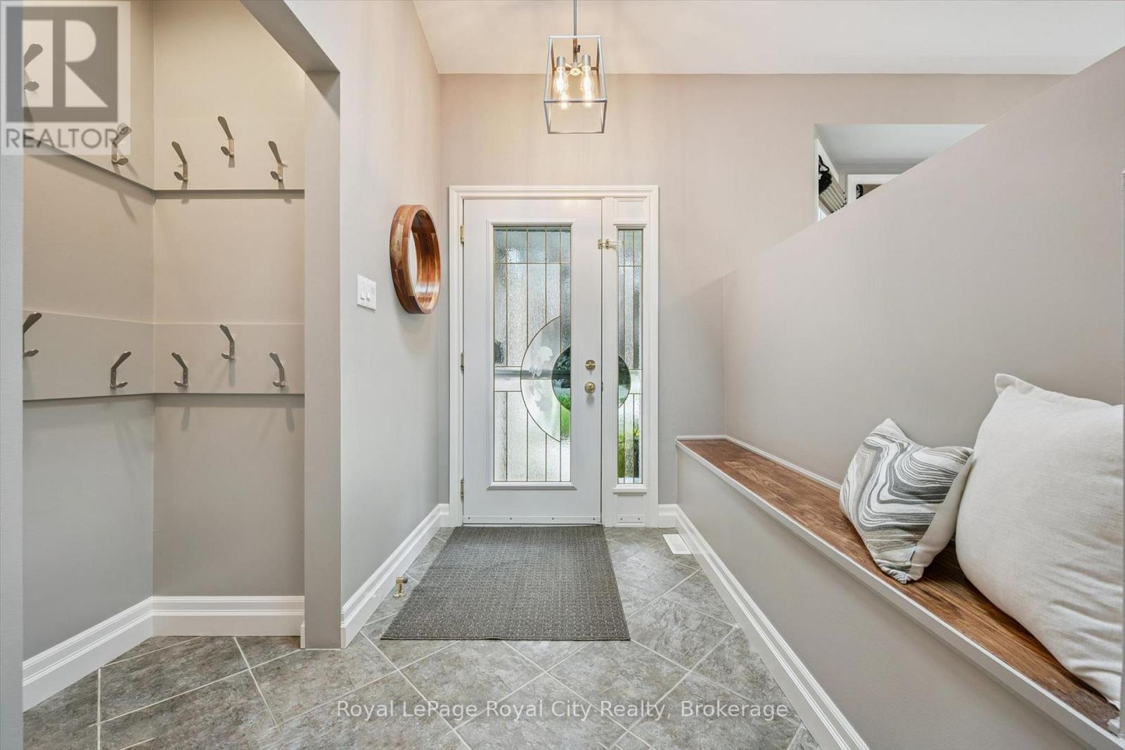 32 THORNHILL DRIVE