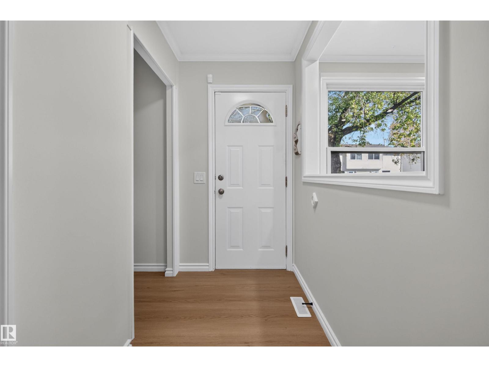 #11 2024 57 ST NW