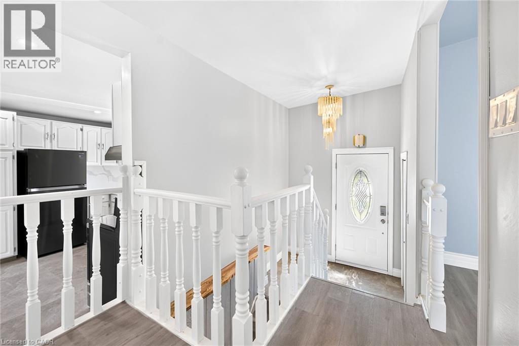 96 FIELDING Crescent