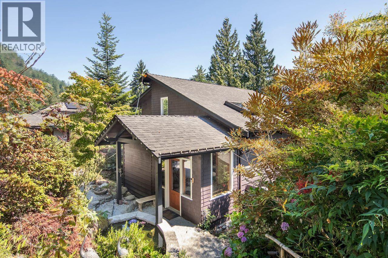 330 SASAMAT LANE