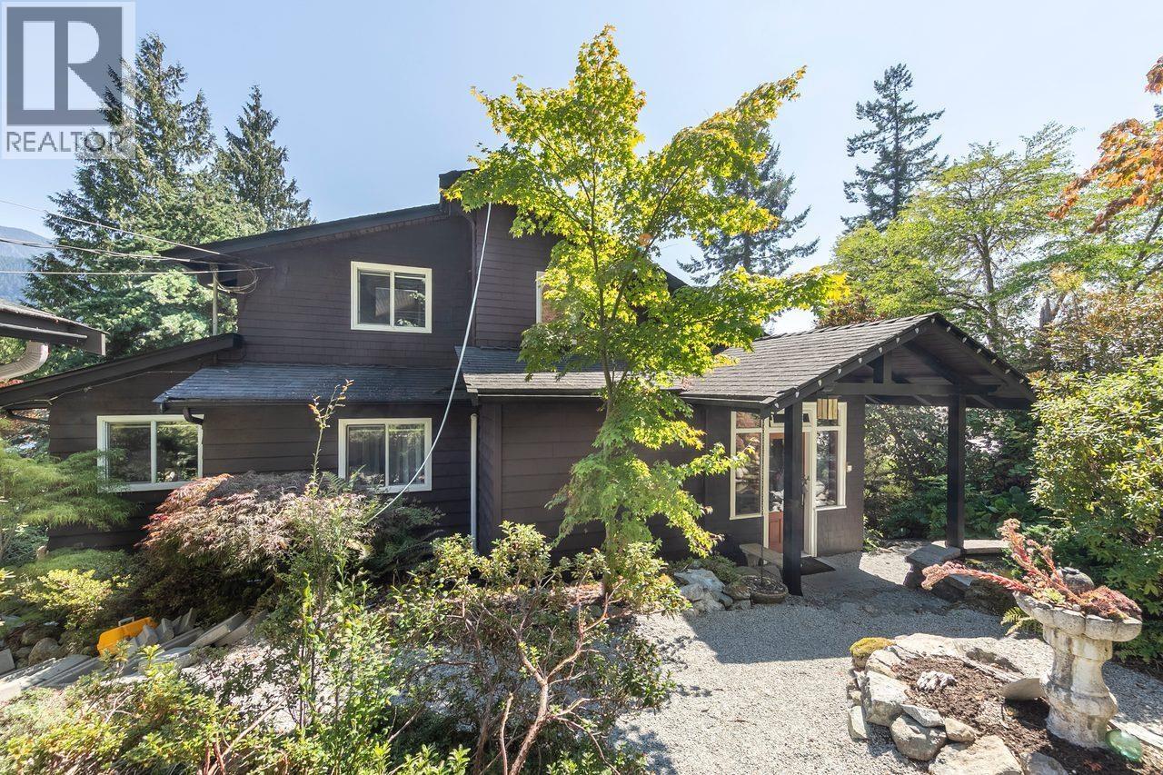 330 SASAMAT LANE