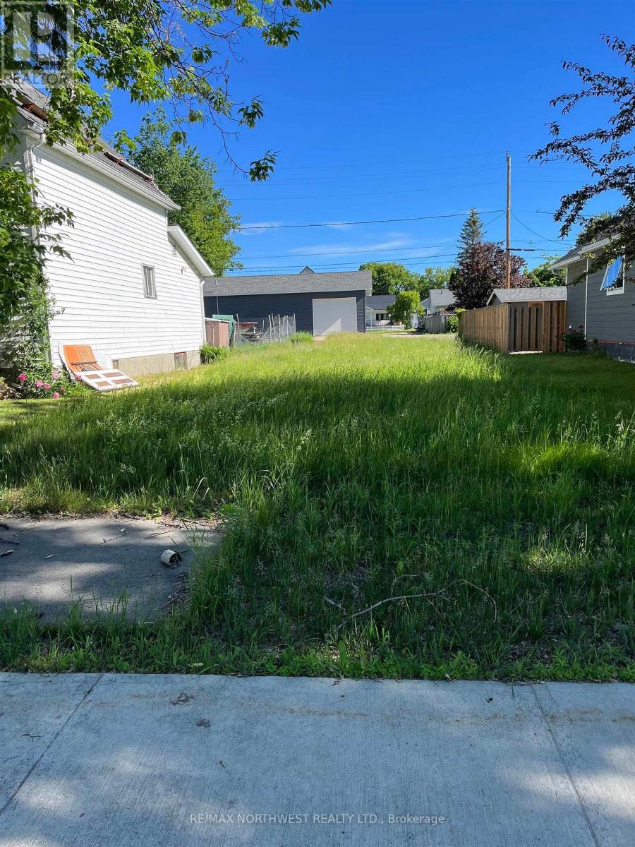 1026 SCOTT ST.