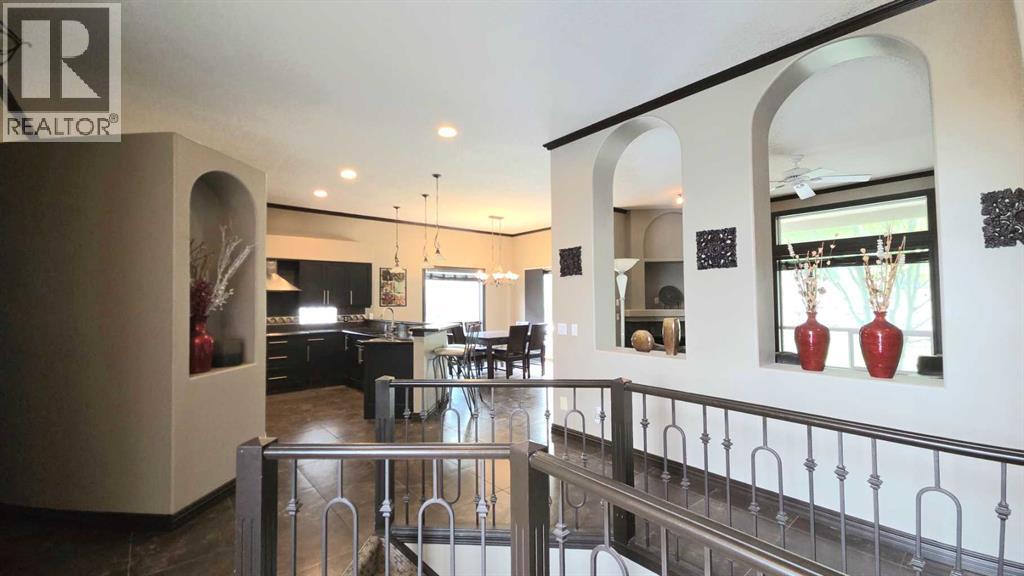 101 Edgebrook Grove NW