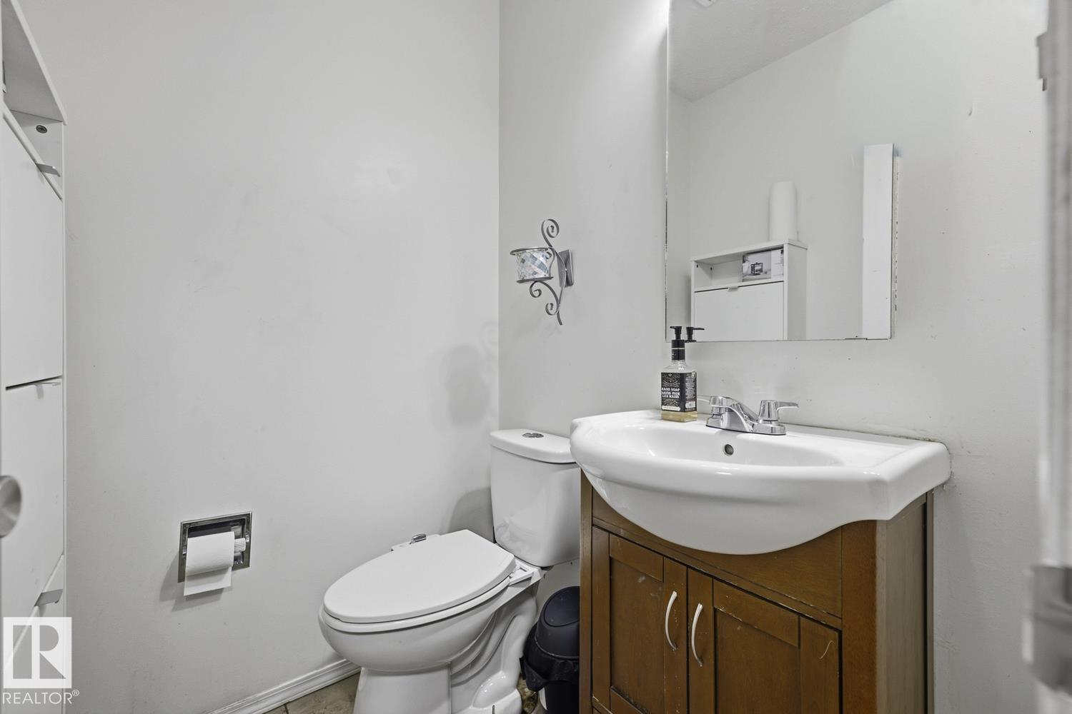 3216 138 AV NW