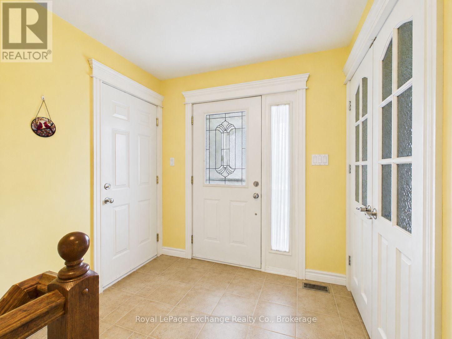 651 PIPERS COURT