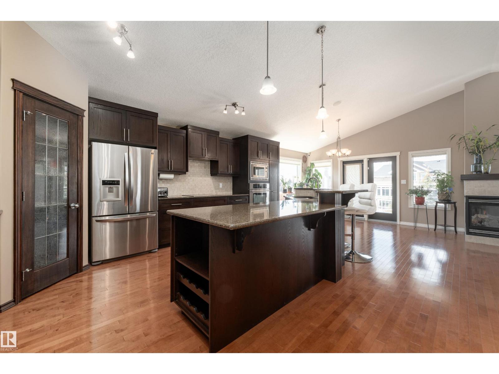 4206 TRIOMPHE PT