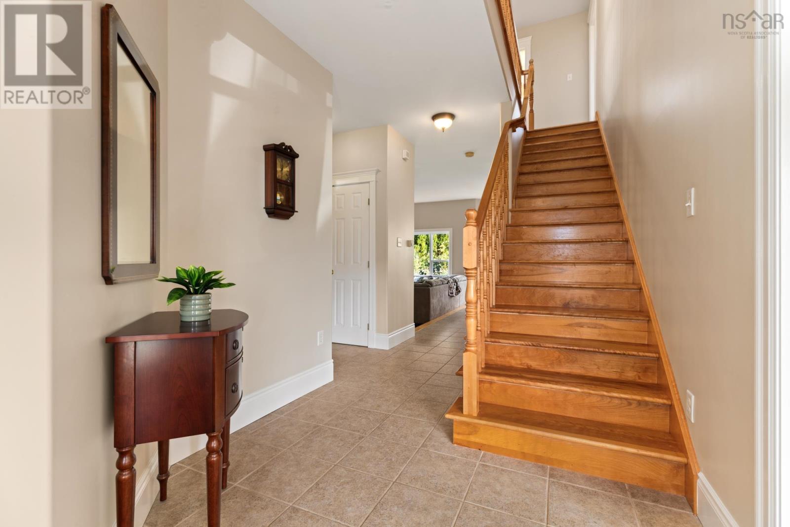 76 Ridgepark Lane