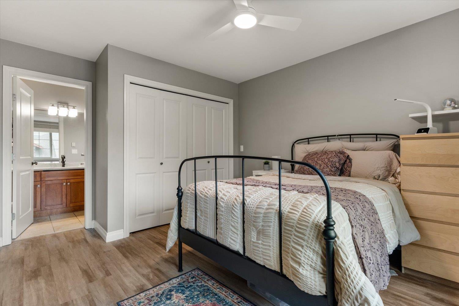 42 45545 TAMIHI WAY, Garrison Crossing