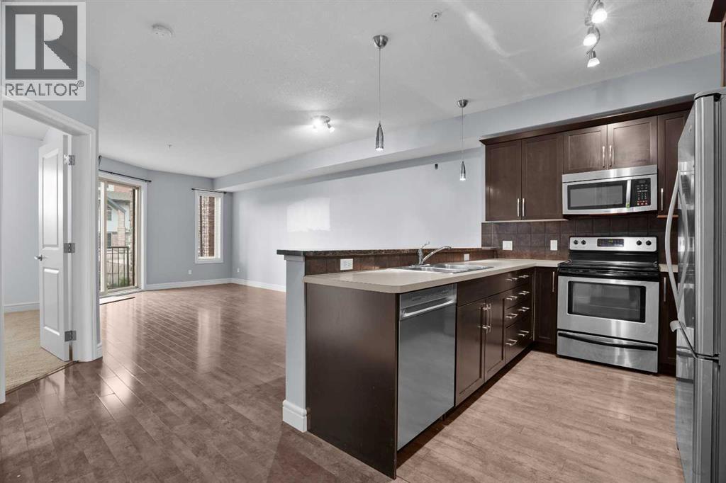 3103, 15 Sunset Square NE