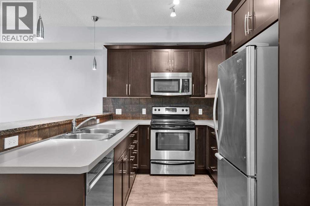 3103, 15 Sunset Square NE