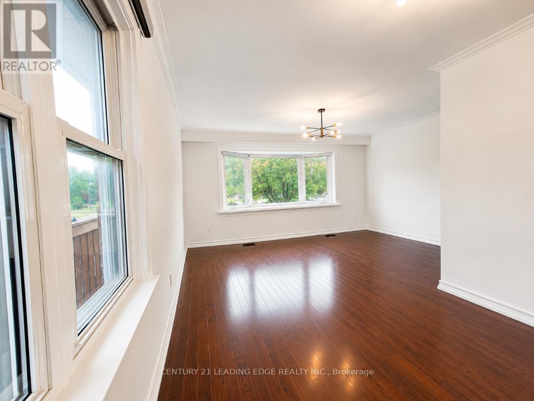 28 ERINGATE DRIVE