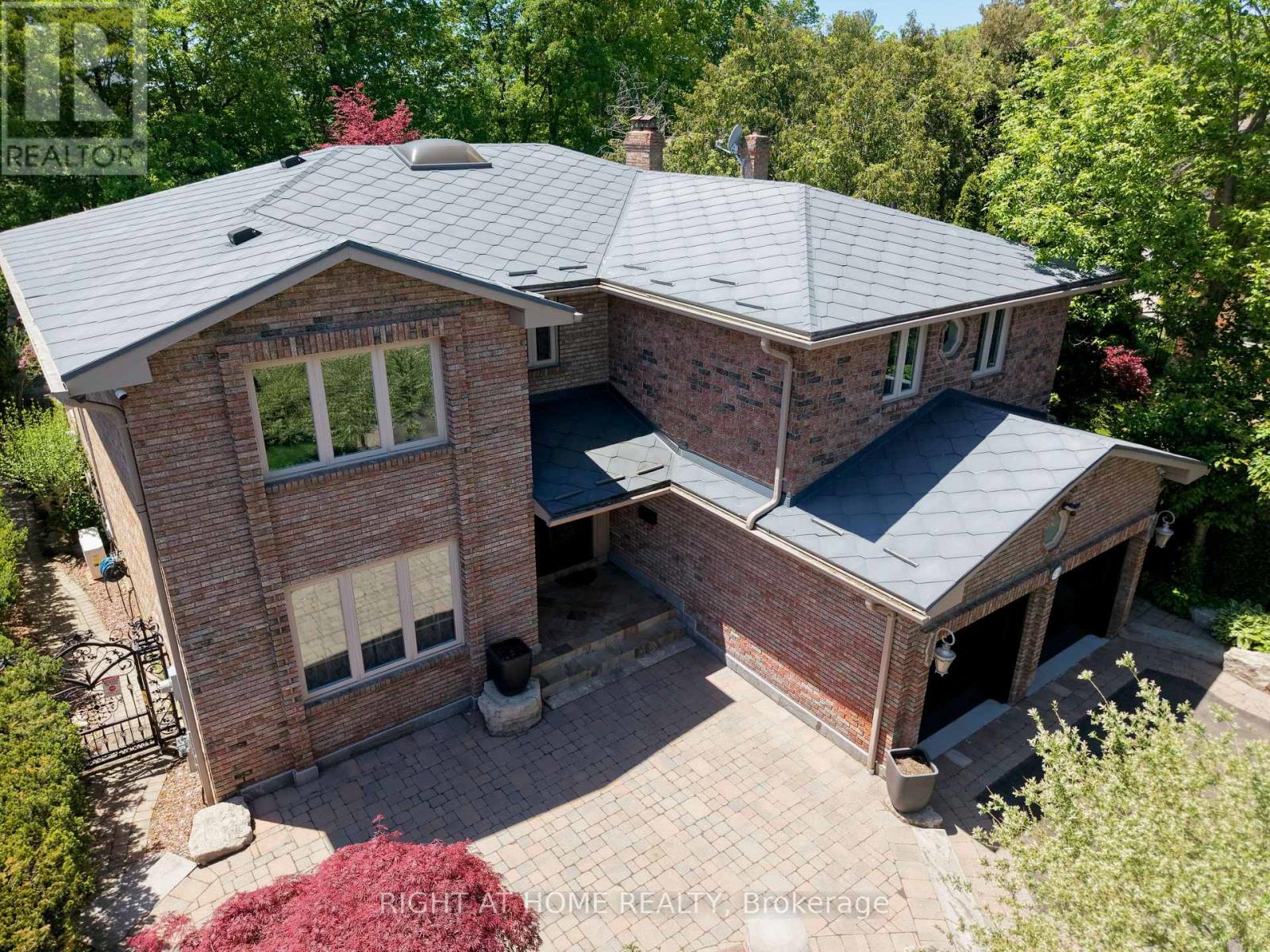 2428 OLD CARRIAGE ROAD
