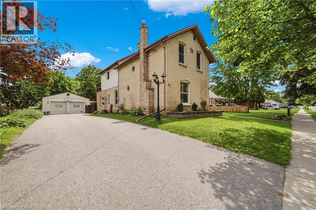 32 CLENCH AVENUE, BRANTFORD, ON N3T 1B6 - Image 1881834409.jpeg?d=l