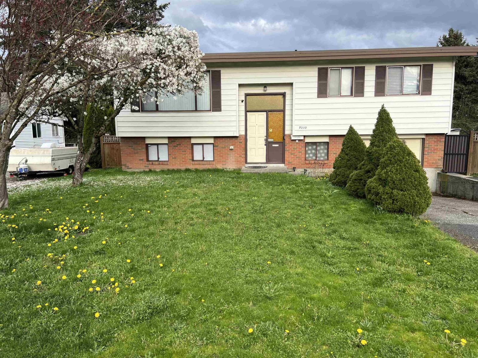 9250 MCNAUGHT ROAD, Chilliwack Proper East