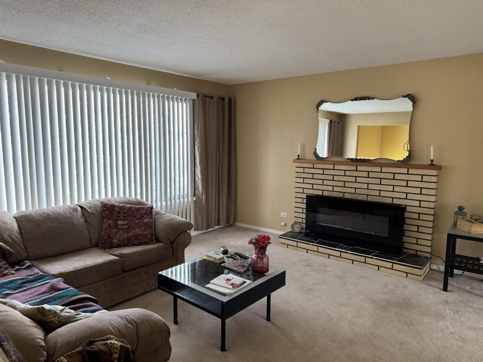 9250 MCNAUGHT ROAD, Chilliwack Proper East