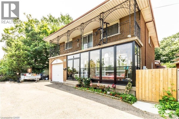404 Queenston Rd, Hamilton, ON 2