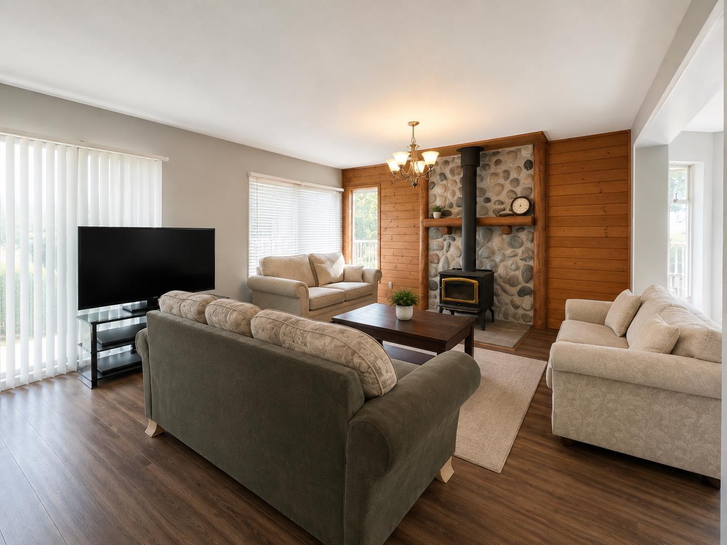 8309 THOMPSON ROAD