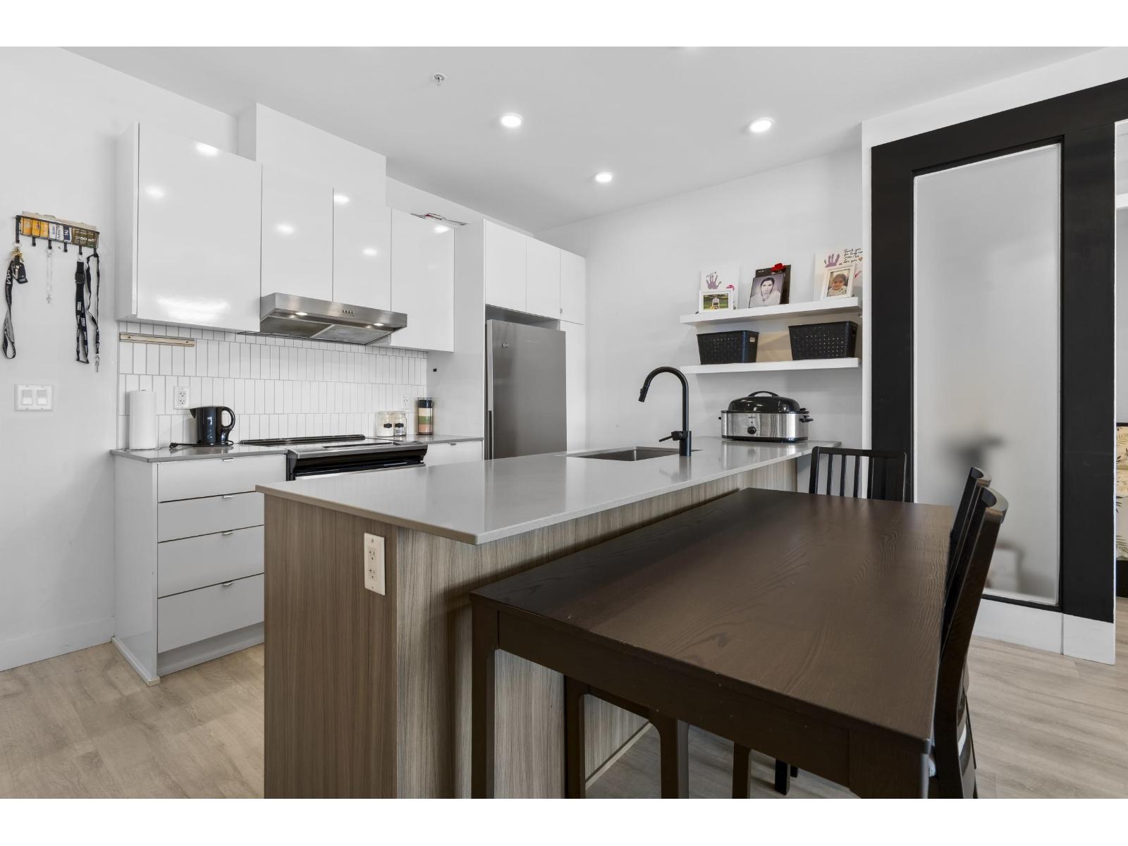 610 32828 LANDEAU PLACE