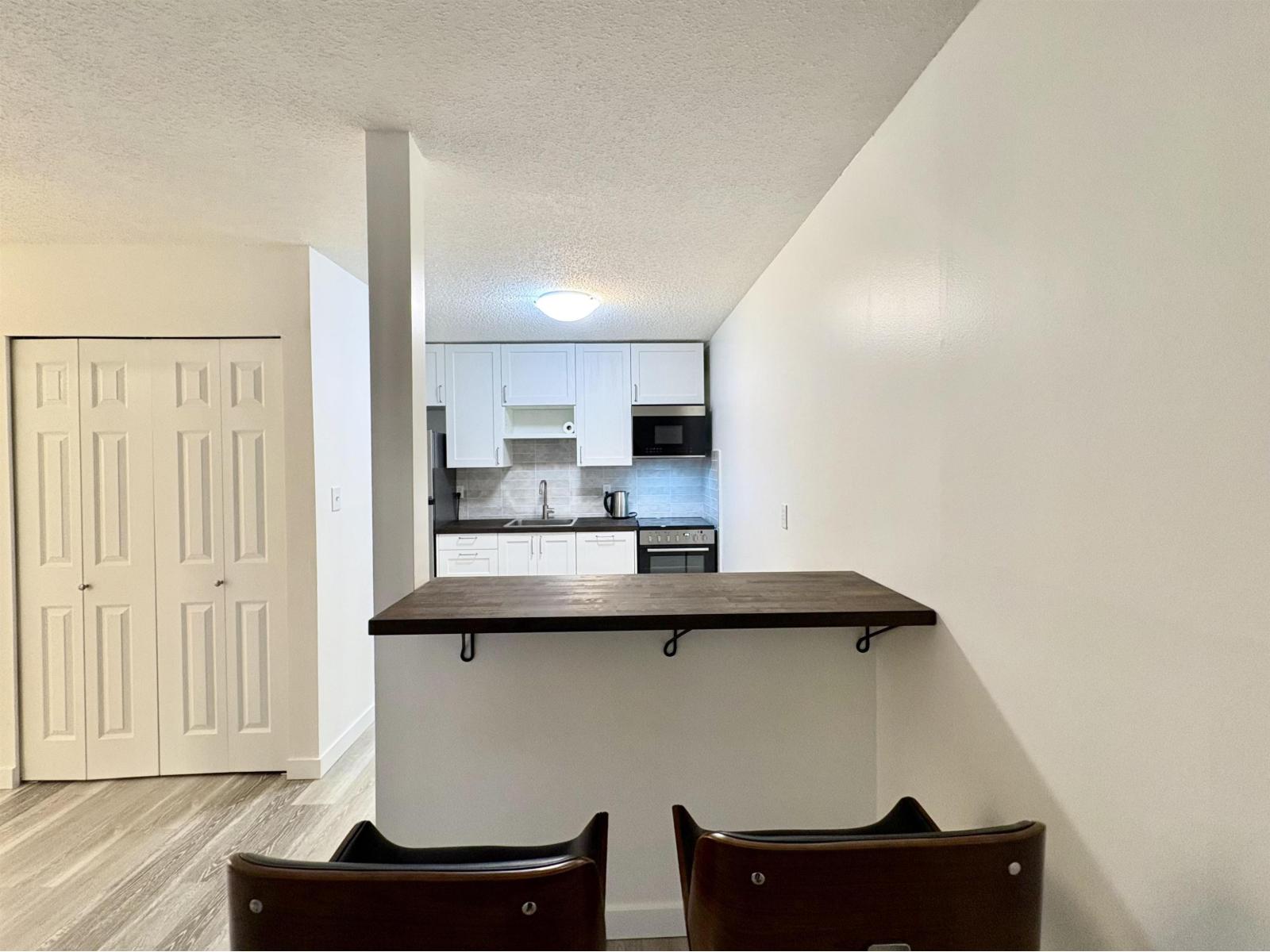 111 45749 SPADINA AVENUE, Chilliwack Downtown