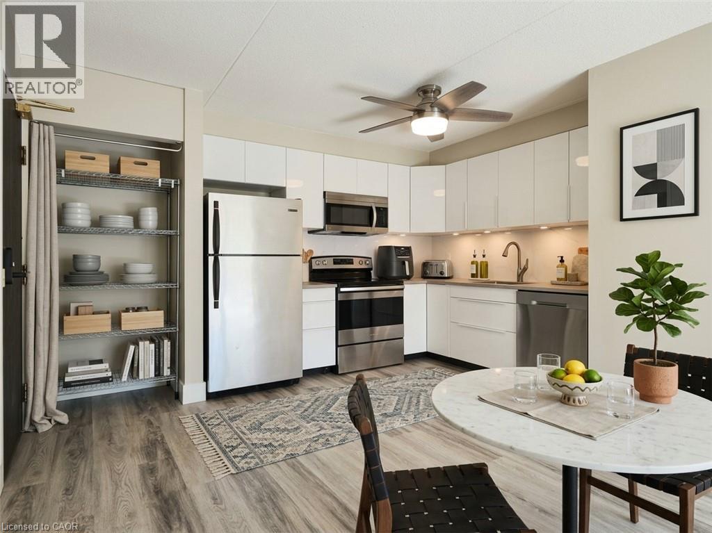 329 NORTHLAKE Drive Unit# 6