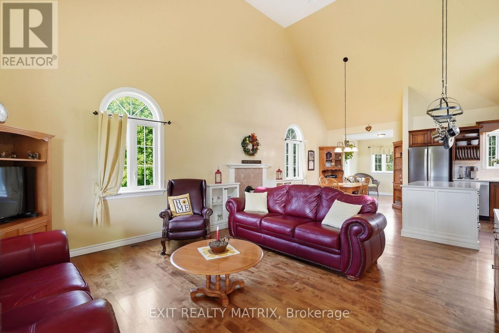 8 RAVARY STREET - Photo 4