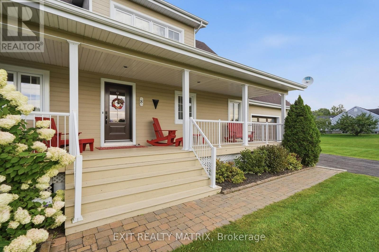8 RAVARY STREET - Photo 3