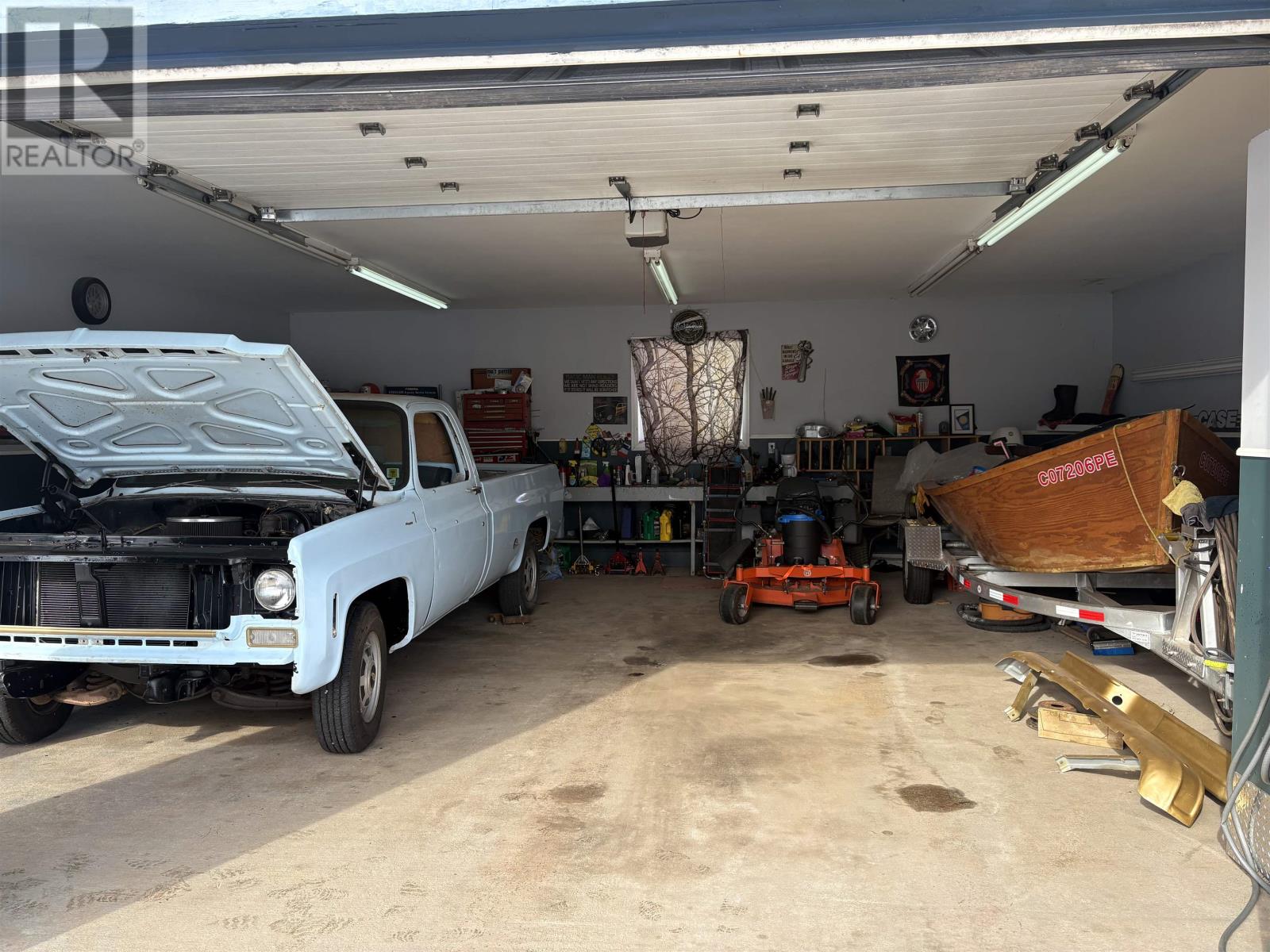35 MAIN Drive - Photo 3