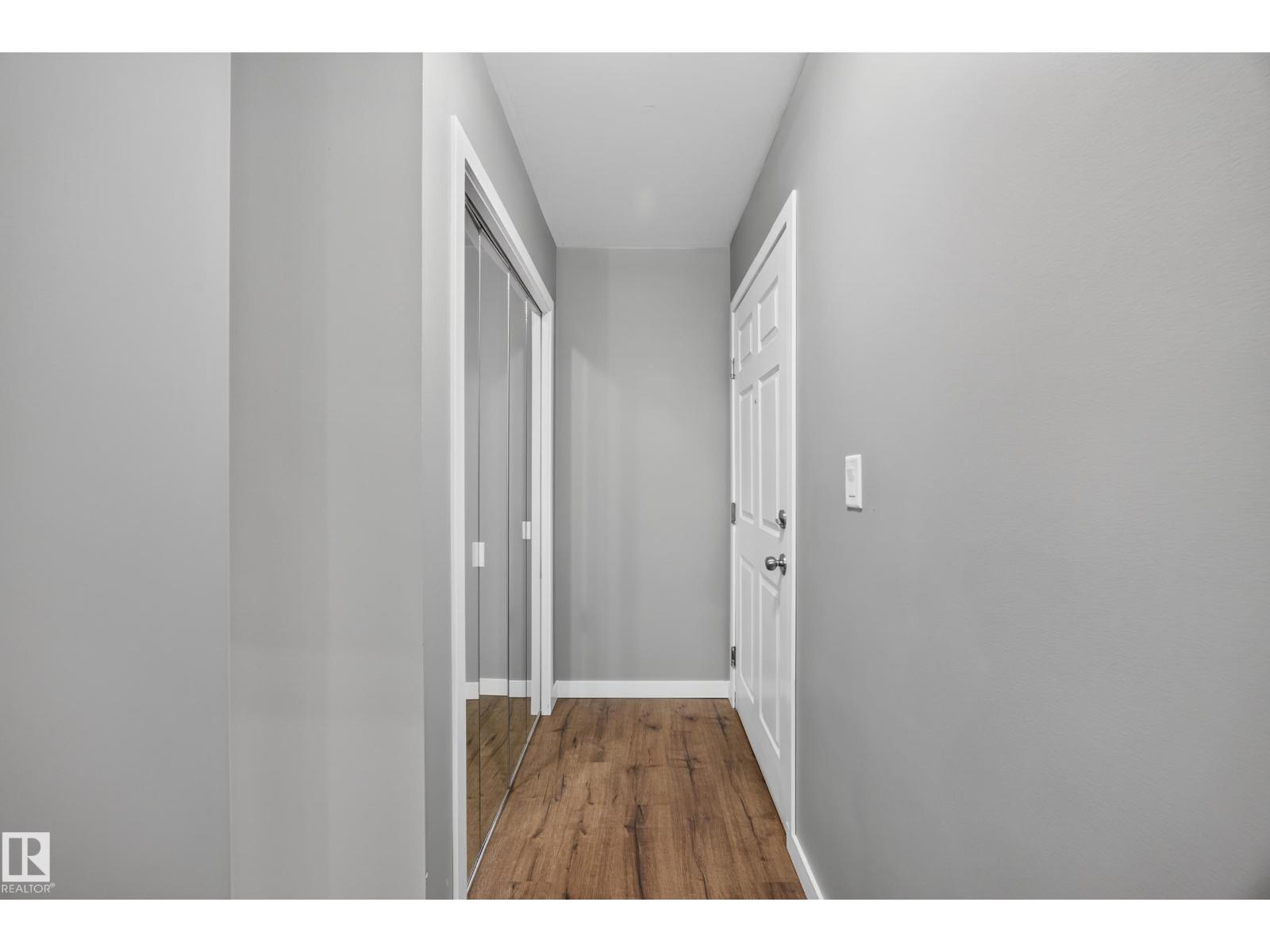 #405 10118 95 ST NW