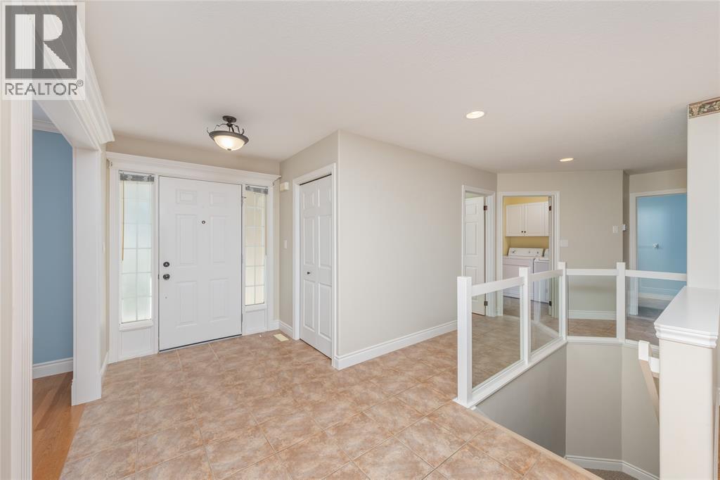302 PARKSIDE DRIVE - Photo 4