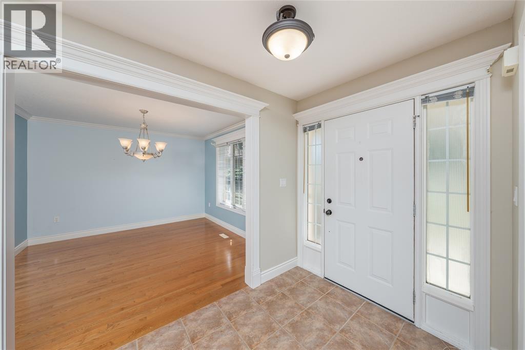 302 PARKSIDE DRIVE - Photo 3