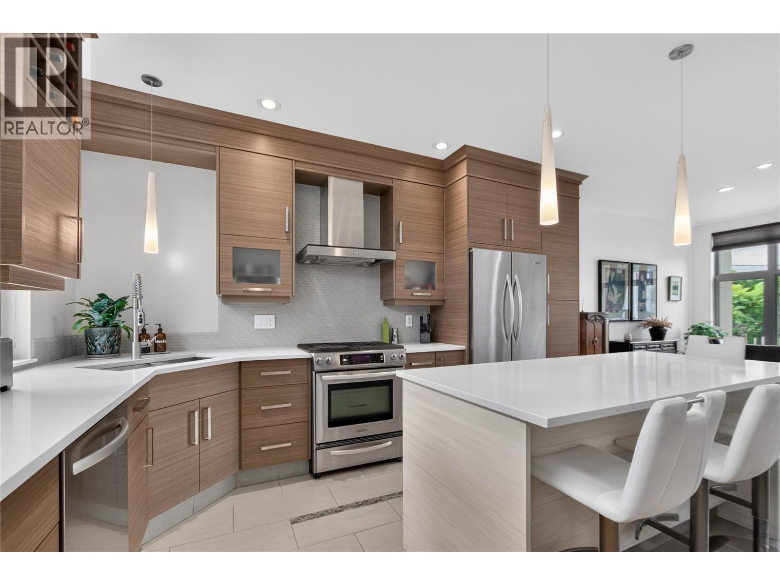 433 Churchill Avenue Unit# 102