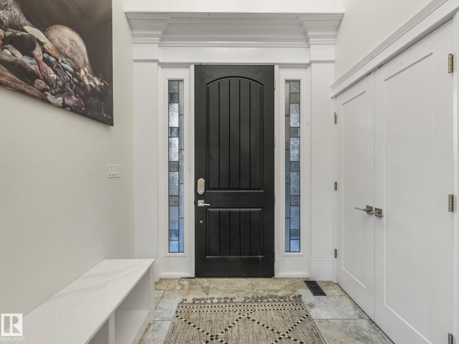 10821 128 ST NW