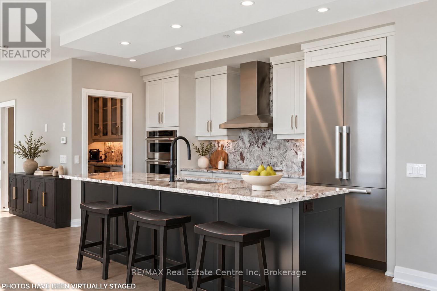 1104 - 71 WYNDHAM STREET S