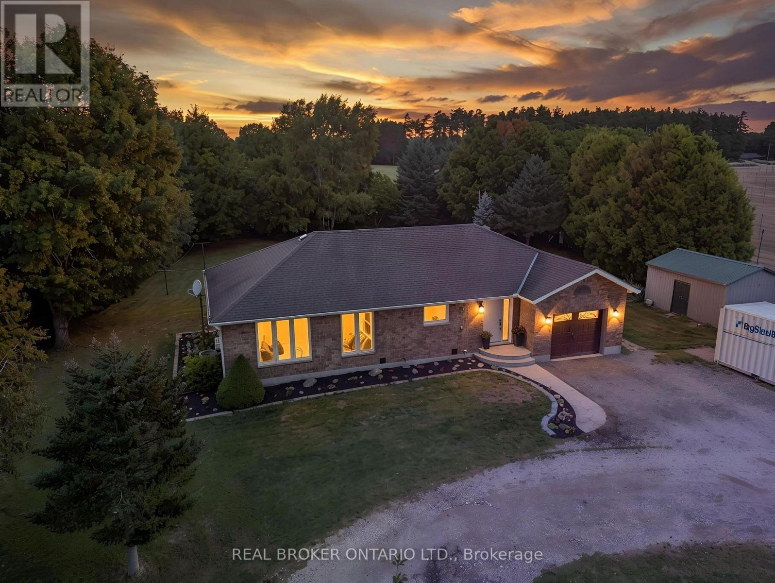 553 NORFOLK COUNTY ROAD 21