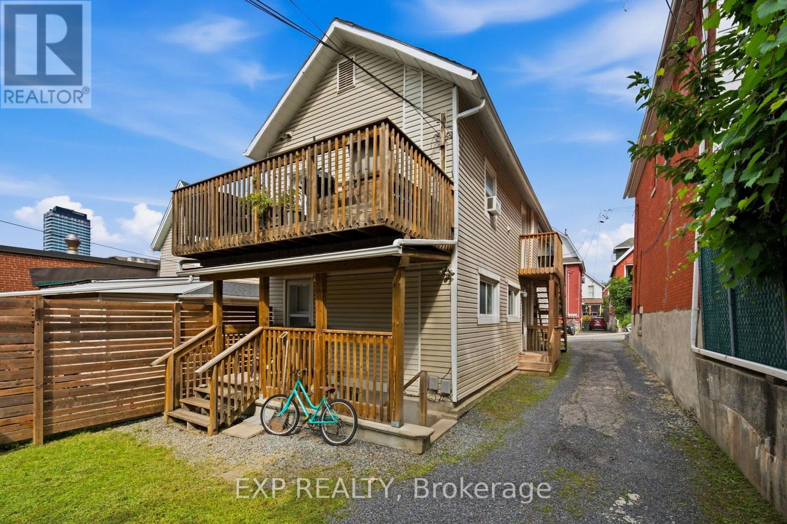 84 ANDERSON STREET