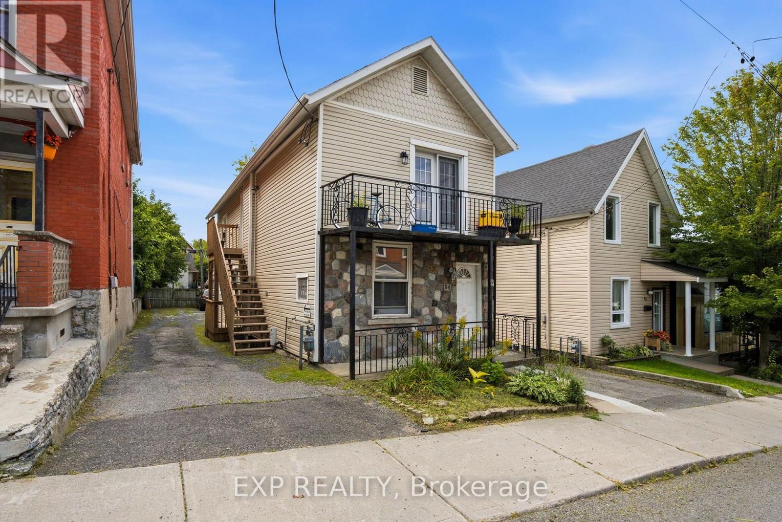 84 ANDERSON STREET