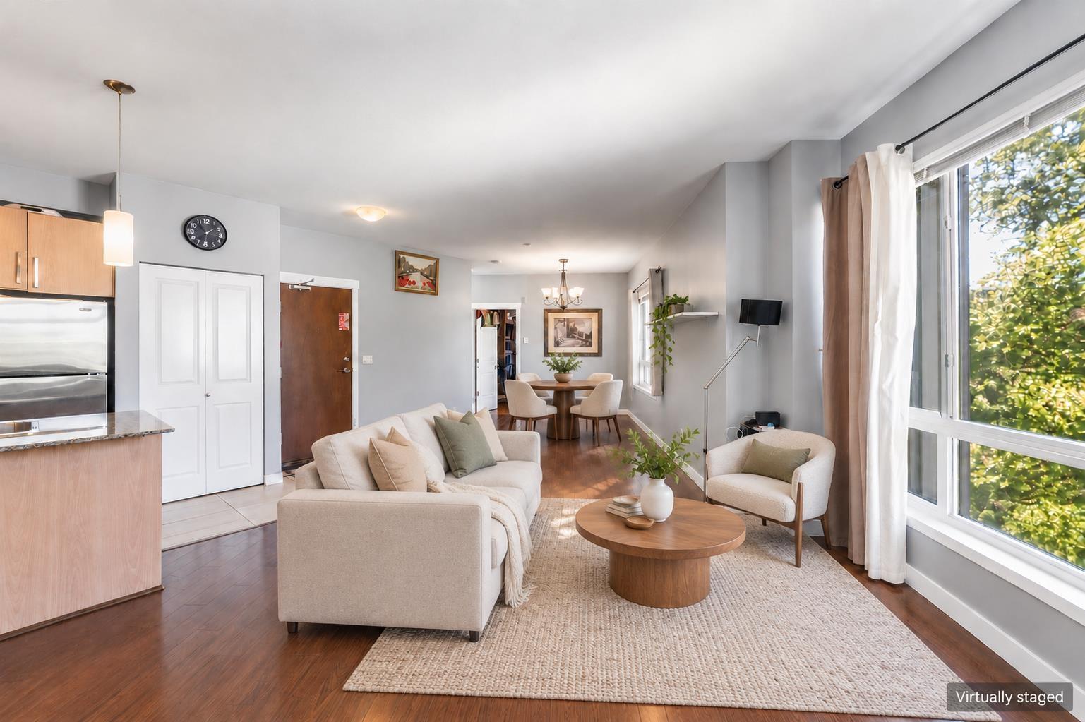 307 2943 NELSON PLACE