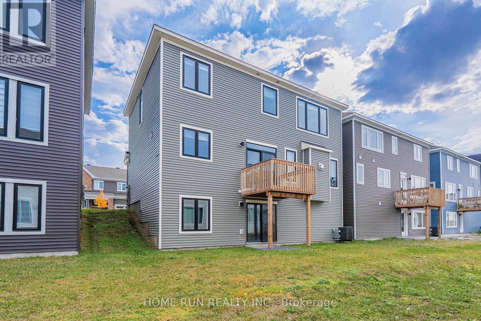 749 EMINENCE STREET