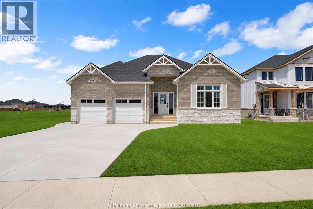211 Rosewood CRESCENT