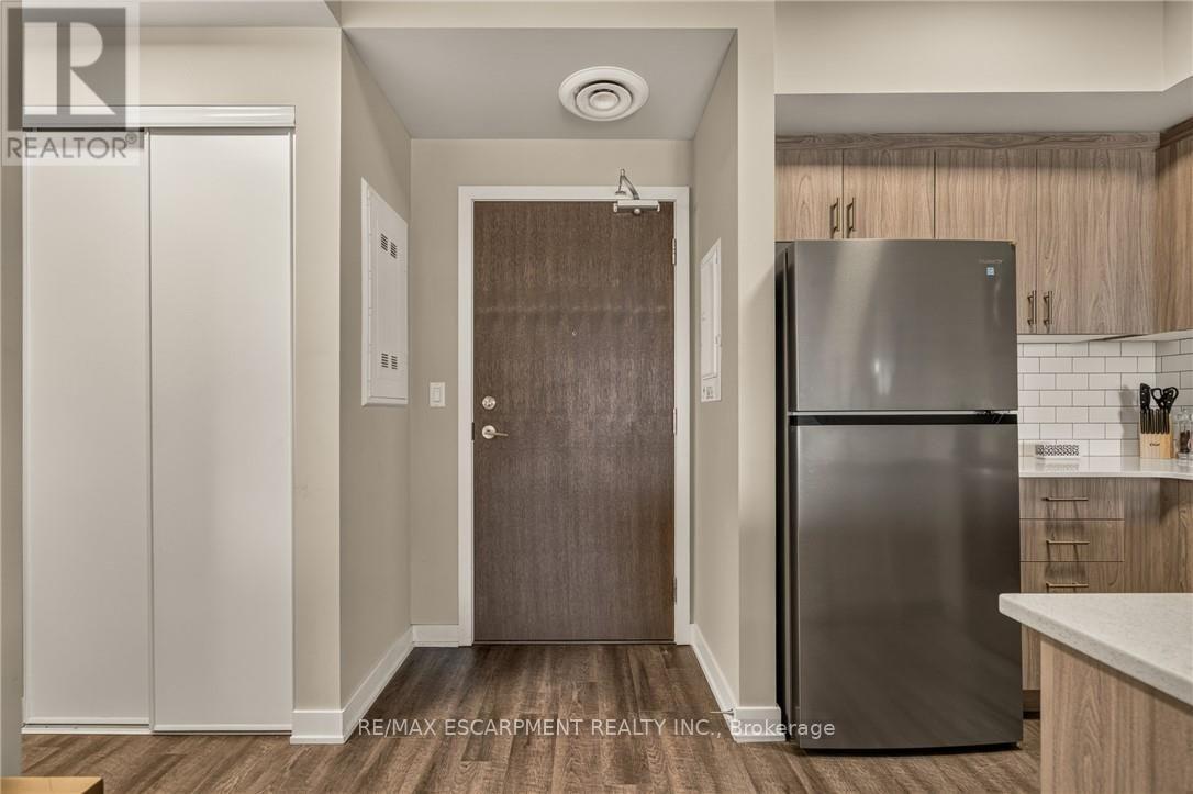 413 - 16 MARKLE CRESCENT