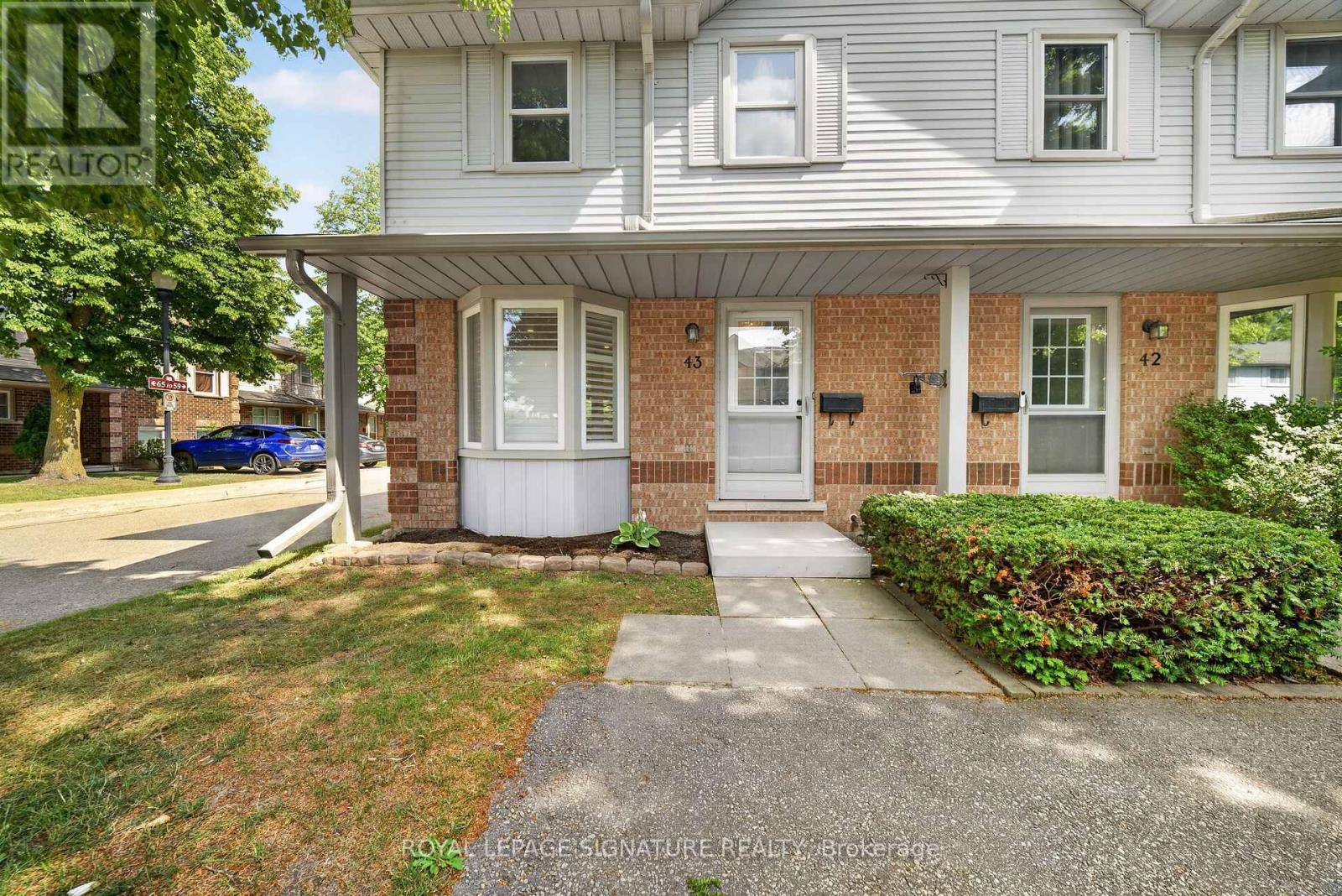 43 - 180 MARKSAM ROAD