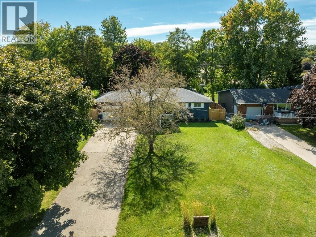 3549 Egremont ROAD