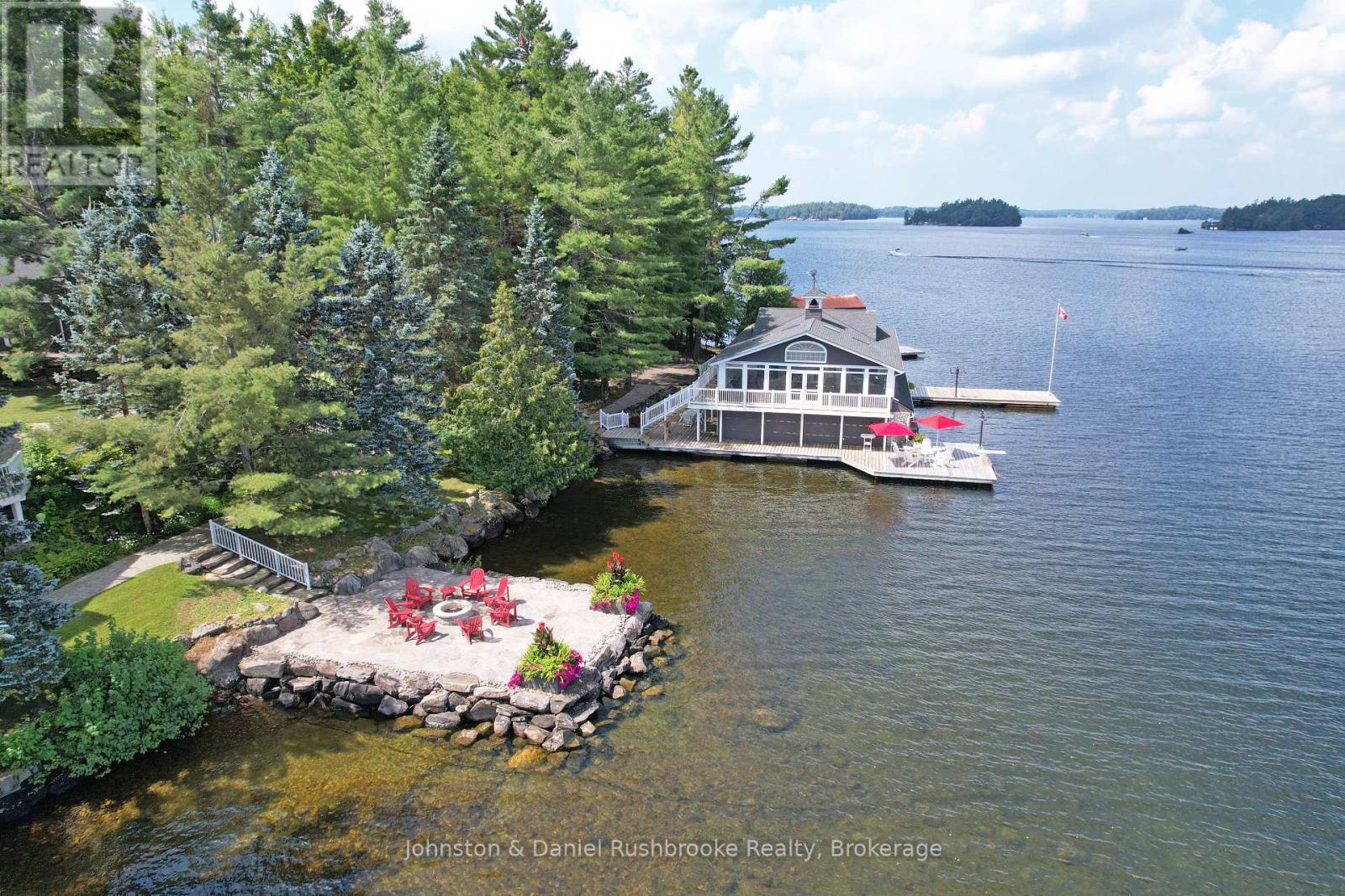 9 - 1167 ARMSTRONG POINT ROAD