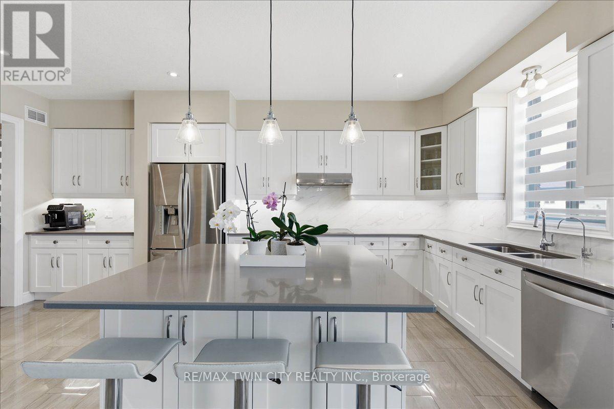 787 SNOWBERRY COURT