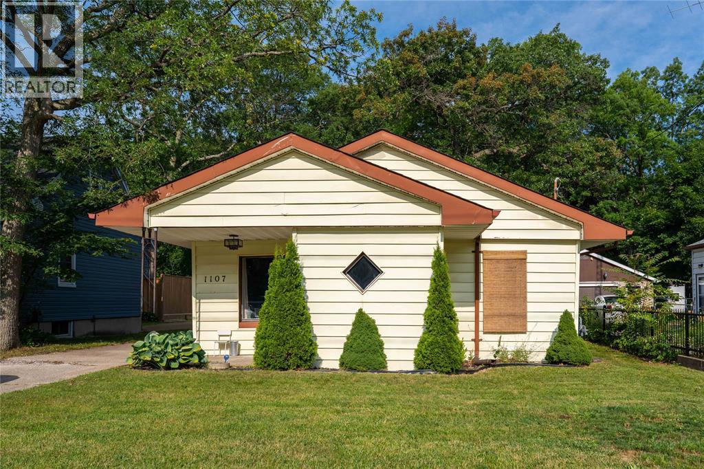 1107 Colborne ROAD