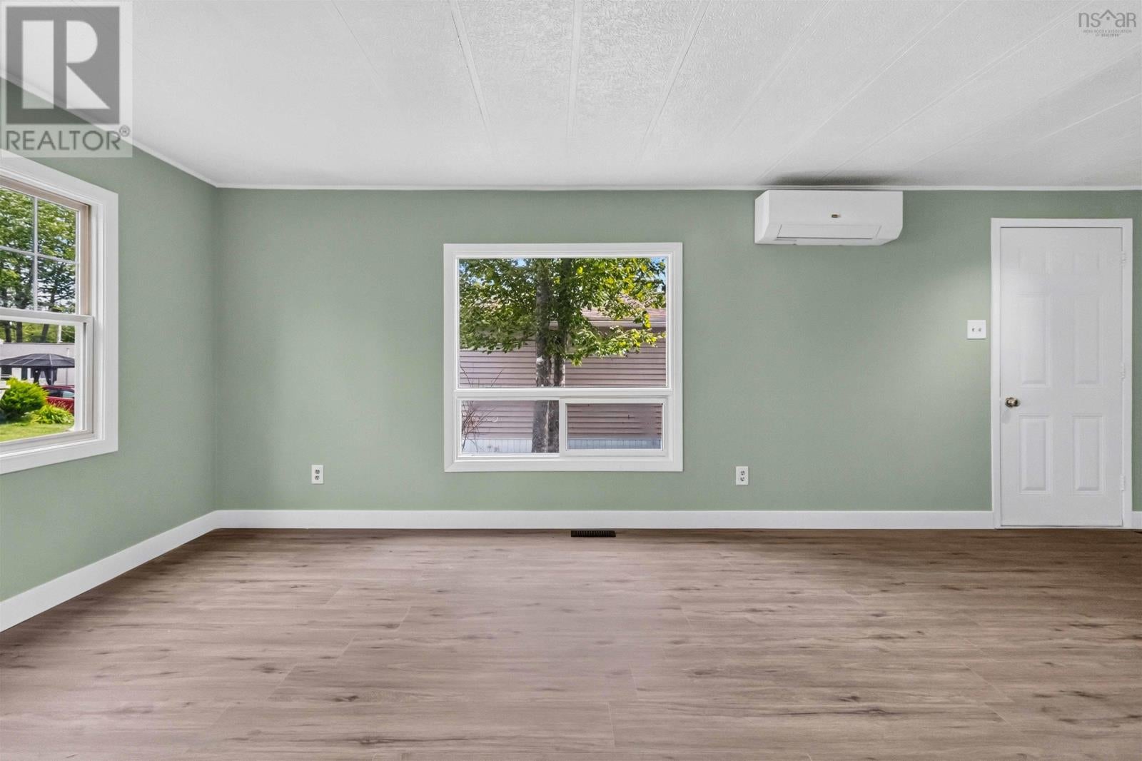 25 Third Street - Photo 4
