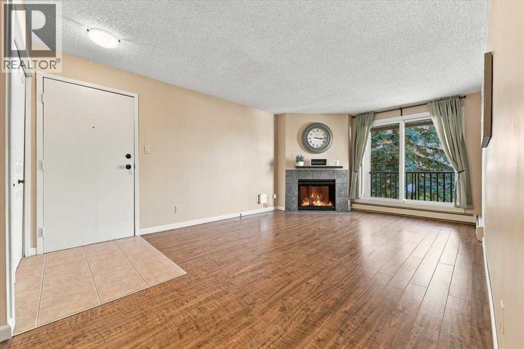 424, 6400 Coach Hill Road SW